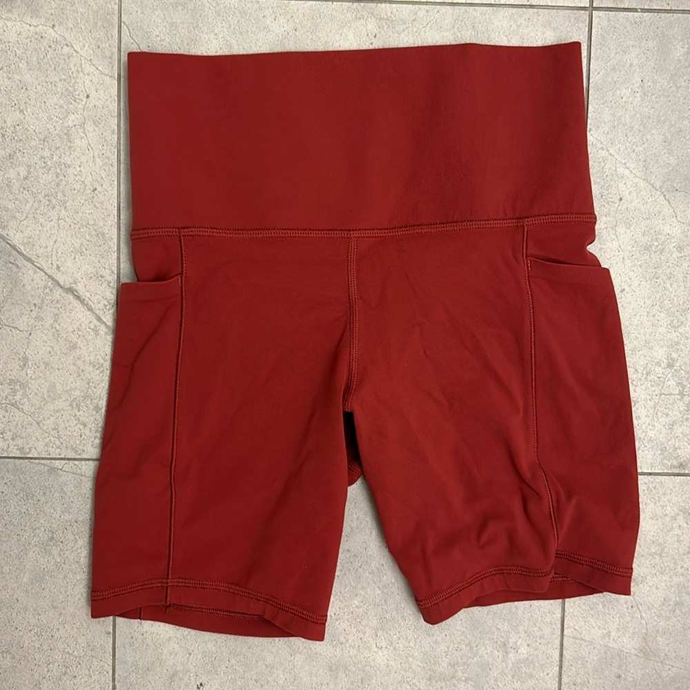 Athleta Salutation Stash Biker Short